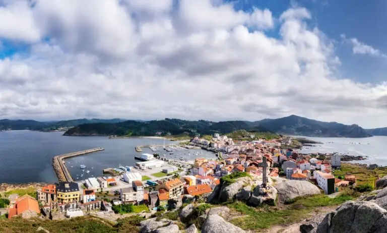 127. A vila de Muxia desde o monte Corpino 1.jpg