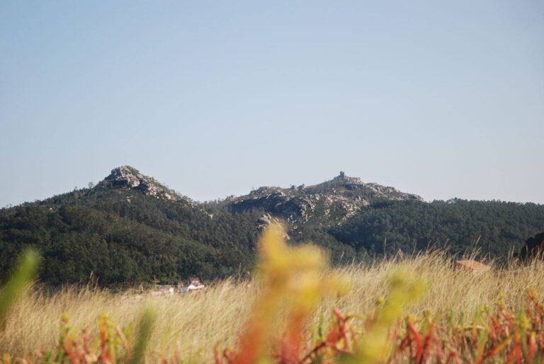 85. Penedos de Traba e Pasarela desde a lagoa