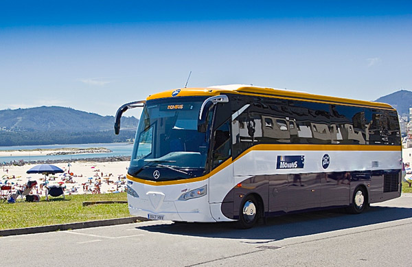 Autobus En La Costa Da Morte