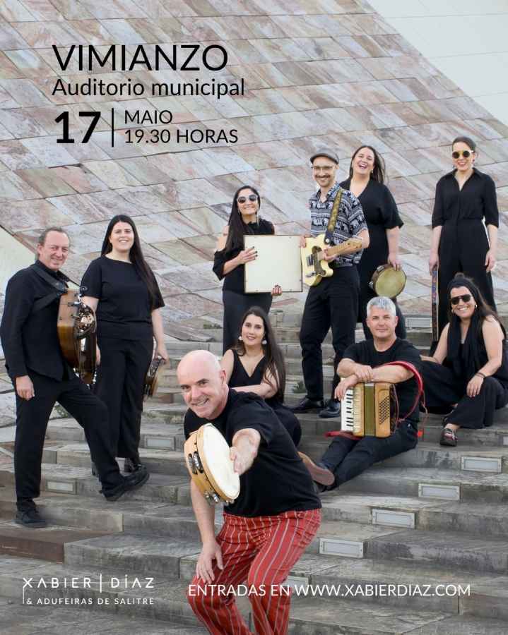 Concerto Xabier Díaz e Adufeiras de Salitre en VImianzo