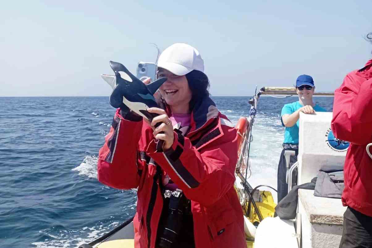 Entrevista a María Bióloga do Cemma nos avistamentos de baleas en Fisterra 2
