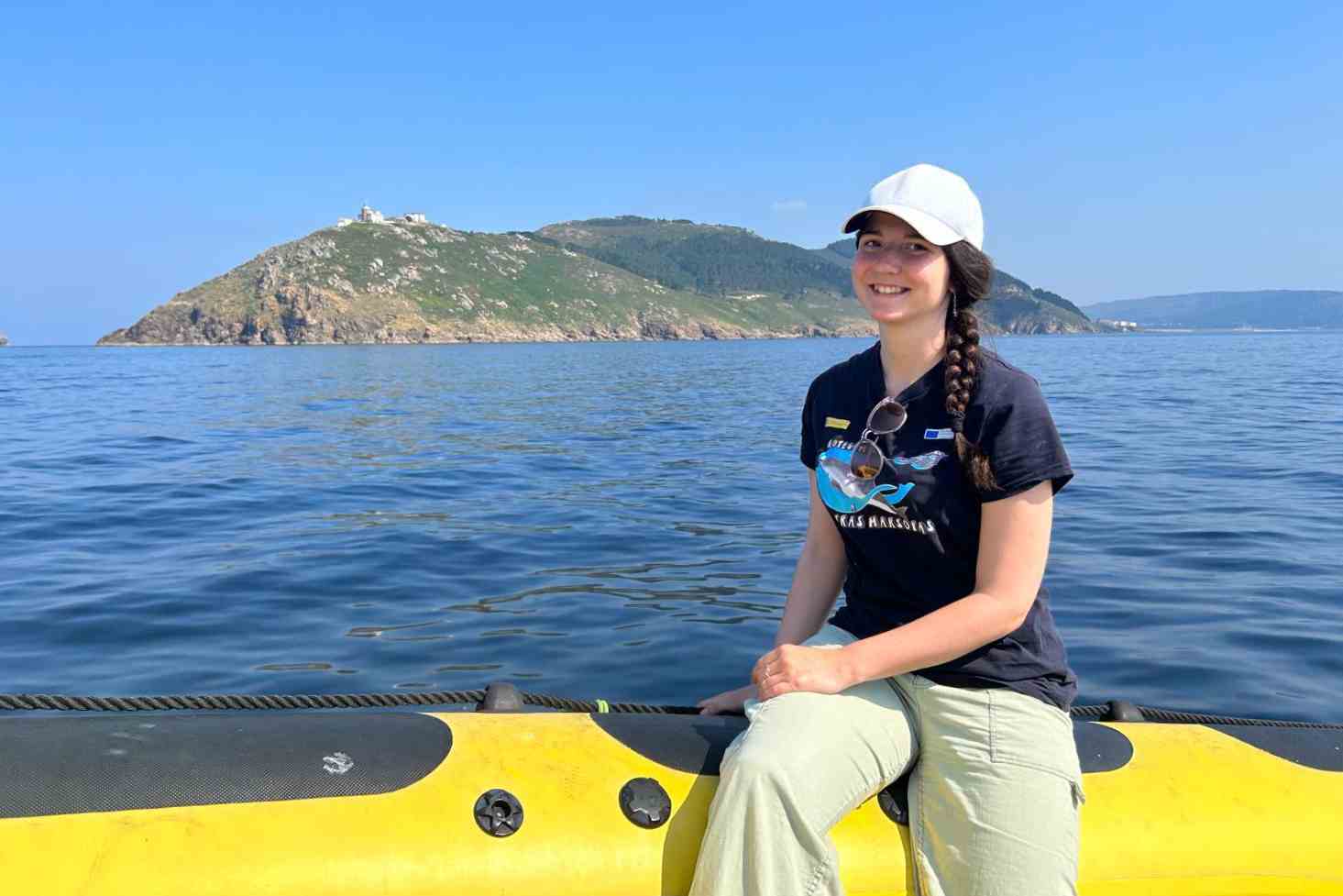Entrevista a María Bióloga do Cemma nos avistamentos de baleas en Fisterra 5