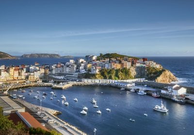 38. Porto e vila de Malpica