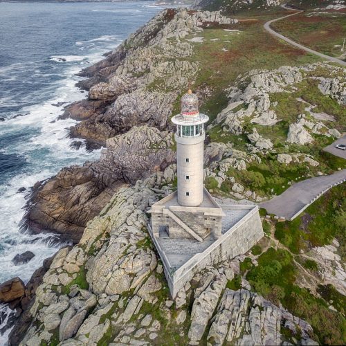 51. Faro de punta Nariga