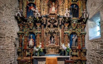 74.-Altar-maior-da-igrexa-de-San-Martino-de-Riobo-1.jpg
