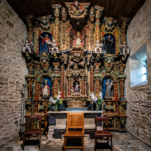 74.-Altar-maior-da-igrexa-de-San-Martino-de-Riobo-1.jpg