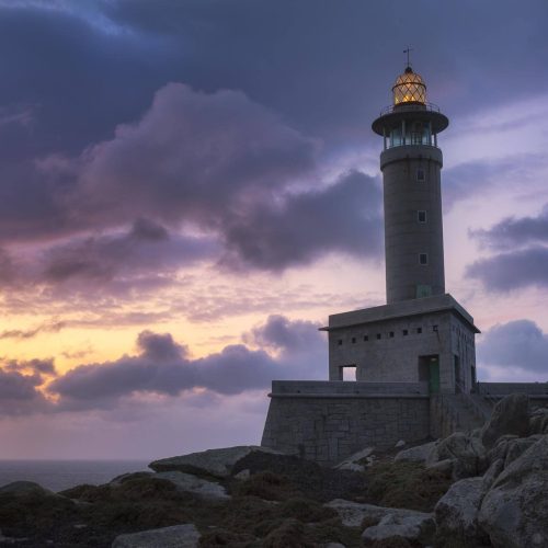 Faro Y Piedras De Punta Nariga En Malpica 1