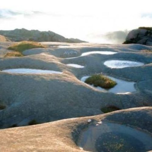 Formas Graníticas No Macizo Do Monte Pindo (carnota, Dumbría E Mazaricos) 2