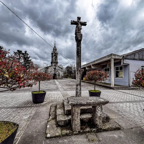 Iglesia de San Martiño de Olveira