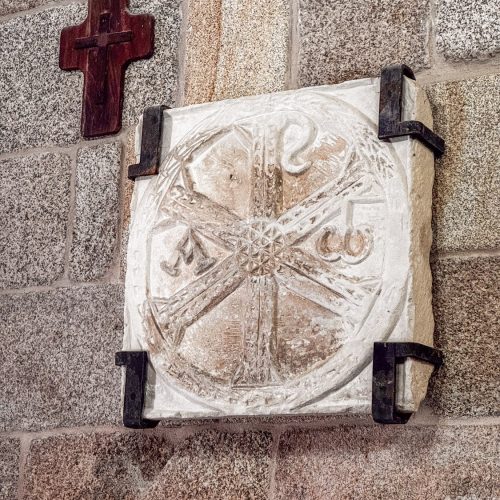 Iglesia de san pedro de leis (muxía): templo románico en leis de nemancos 13
