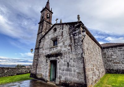 Igrexa de San Miguel de Treos