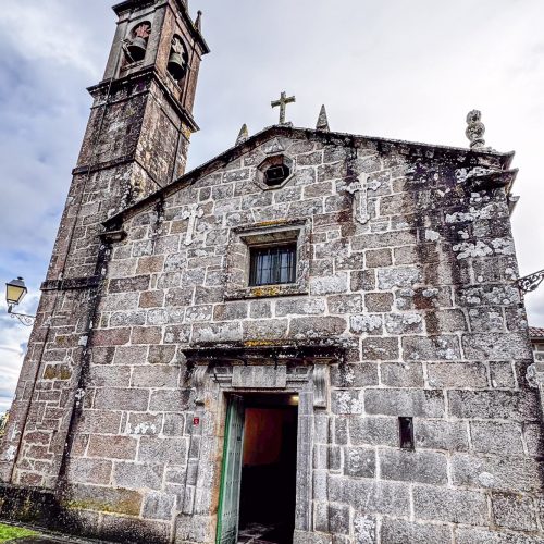 Igrexa de San Miguel de Treos