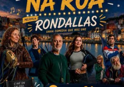Cartel de Cine na Rúa con la película Rondallas en la Praza da Constitución de Fisterra el 24 de julio de 2026