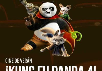 Cartel del cine de verano con Kung Fu Panda 4 en la Praza de Neaño