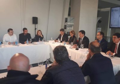 la-cmat-participa-en-la-reunion-de-los-geodestinos-con-turismo-de-galicia-en-el-gaias-1542085460