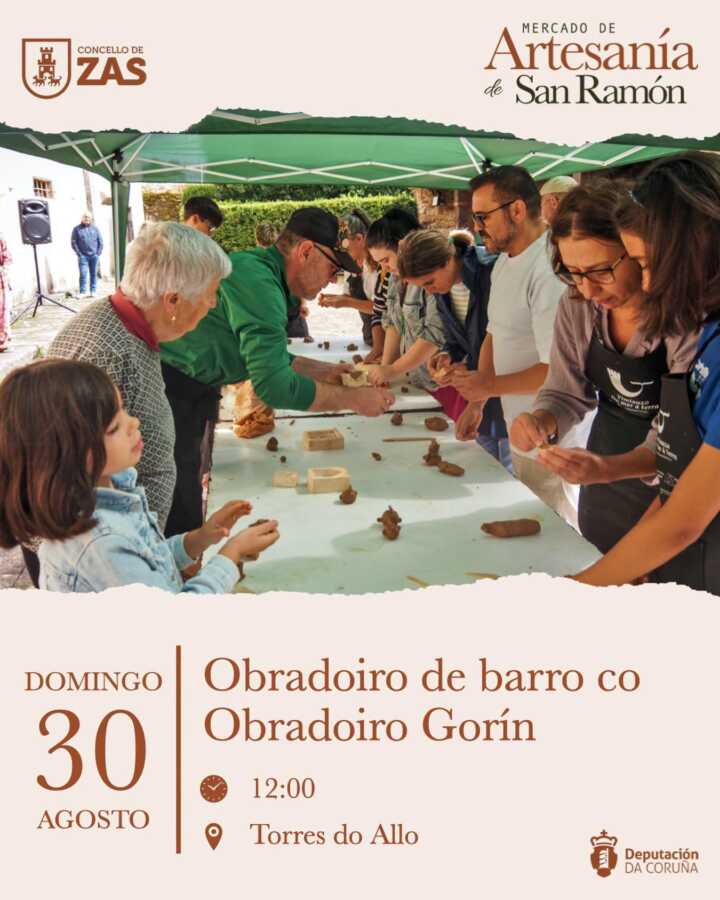Cartel del obradoiro de barro con Obradoiro Gorín en las Torres do Allo, Zas, el 30 de agosto de 2026